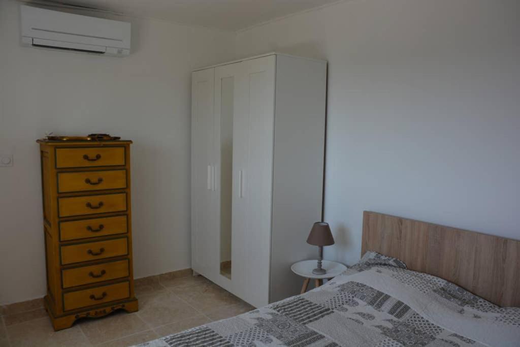 La Venturonne Appartement Neuf Rez De Jardin 45 M2 Vue Mer Et Vignes 10 Mn Des Plages لو بوزيت المظهر الخارجي الصورة